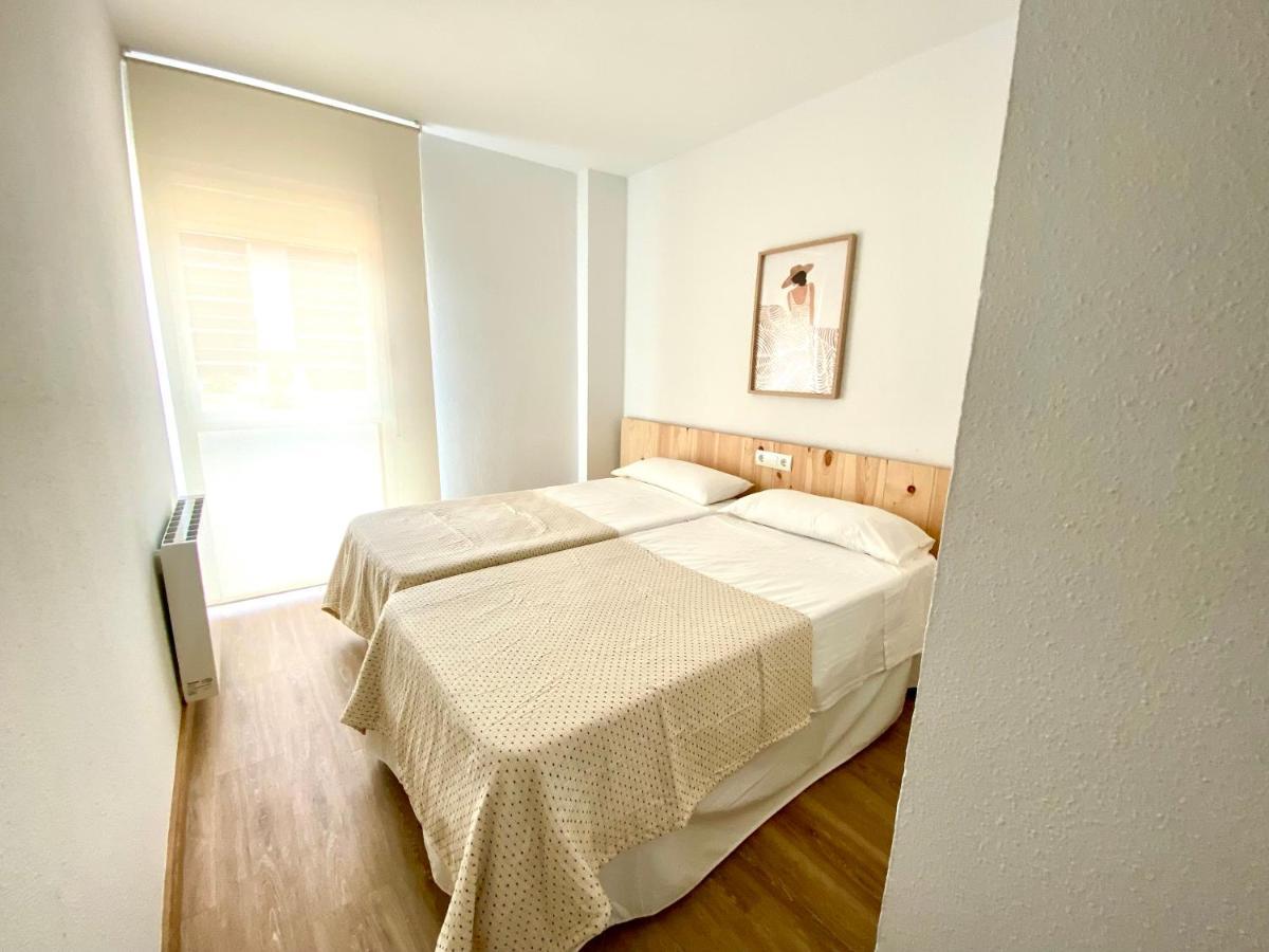 Apartamento Con 3 Habitaciones, Terraza Y Jardin Comunitario Con Piscina En Sant Antoni De Calonge Ngoại thất bức ảnh